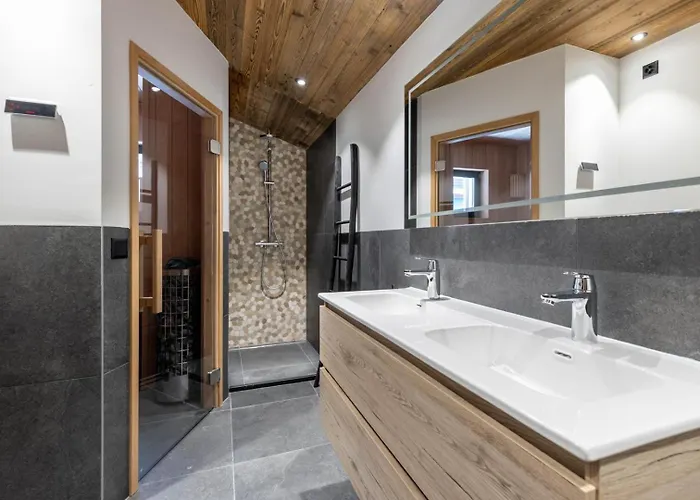 Penthouse Croix De Coeur Apartment Riddes